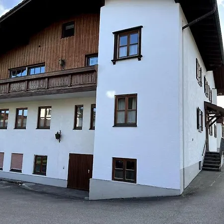 アパート Gastehaus Bauer - Ruhiges, Gepflegtes In 13 Zugminuten Am Ostbahnhof *